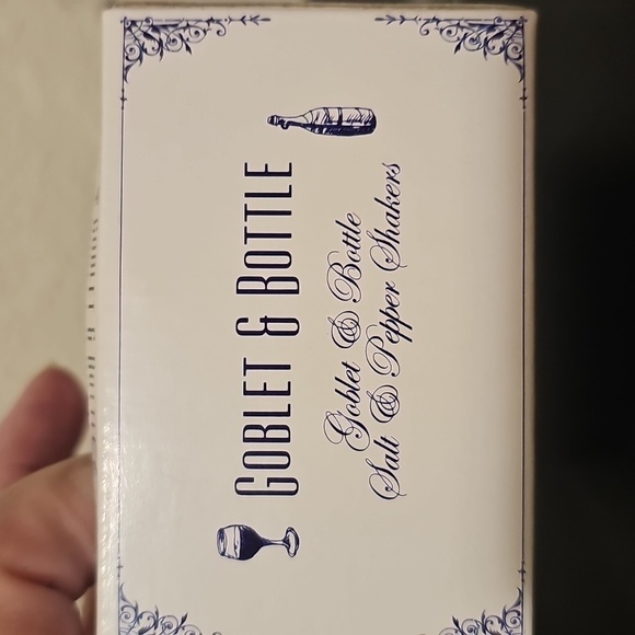 Clear Glass Goblet And Bottle Salt and Pepper Shakers - Picture 2 of 8